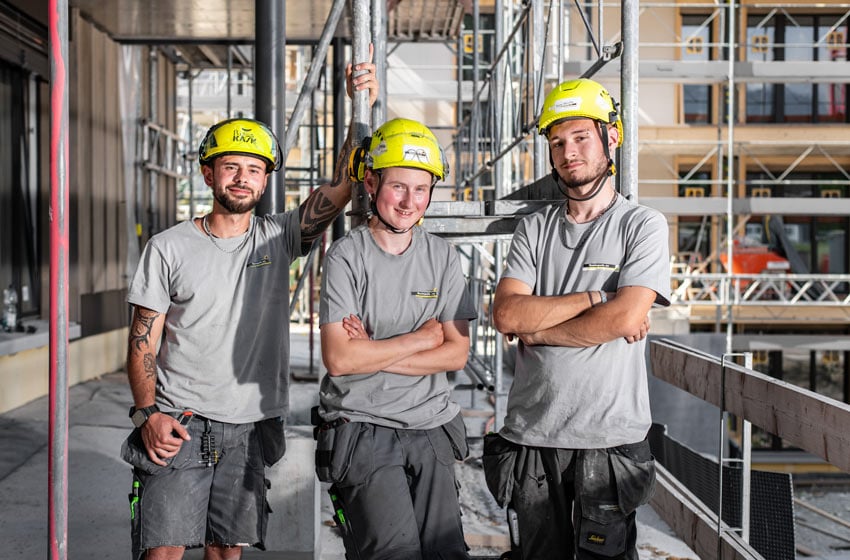 Gruppenbild Mitarbeitende der Bauimpuls AG
