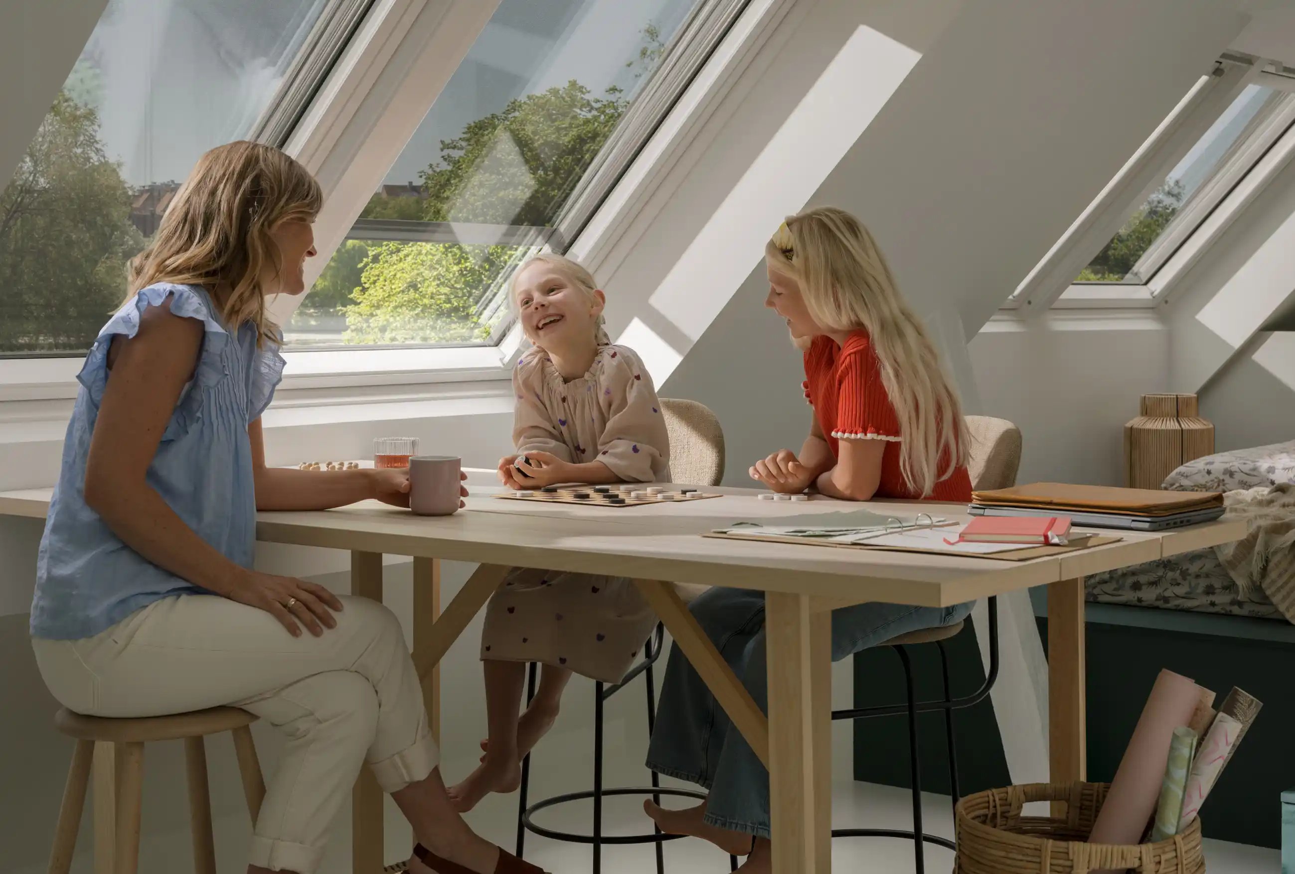 Dachfenster_velux-hitzeschutz-markise-tageslicht-8312801